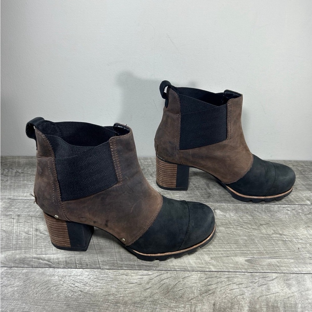 Sorel NL2300 Addington Studded Chunky Chelsea Women’s Waterproof Boots Size 9